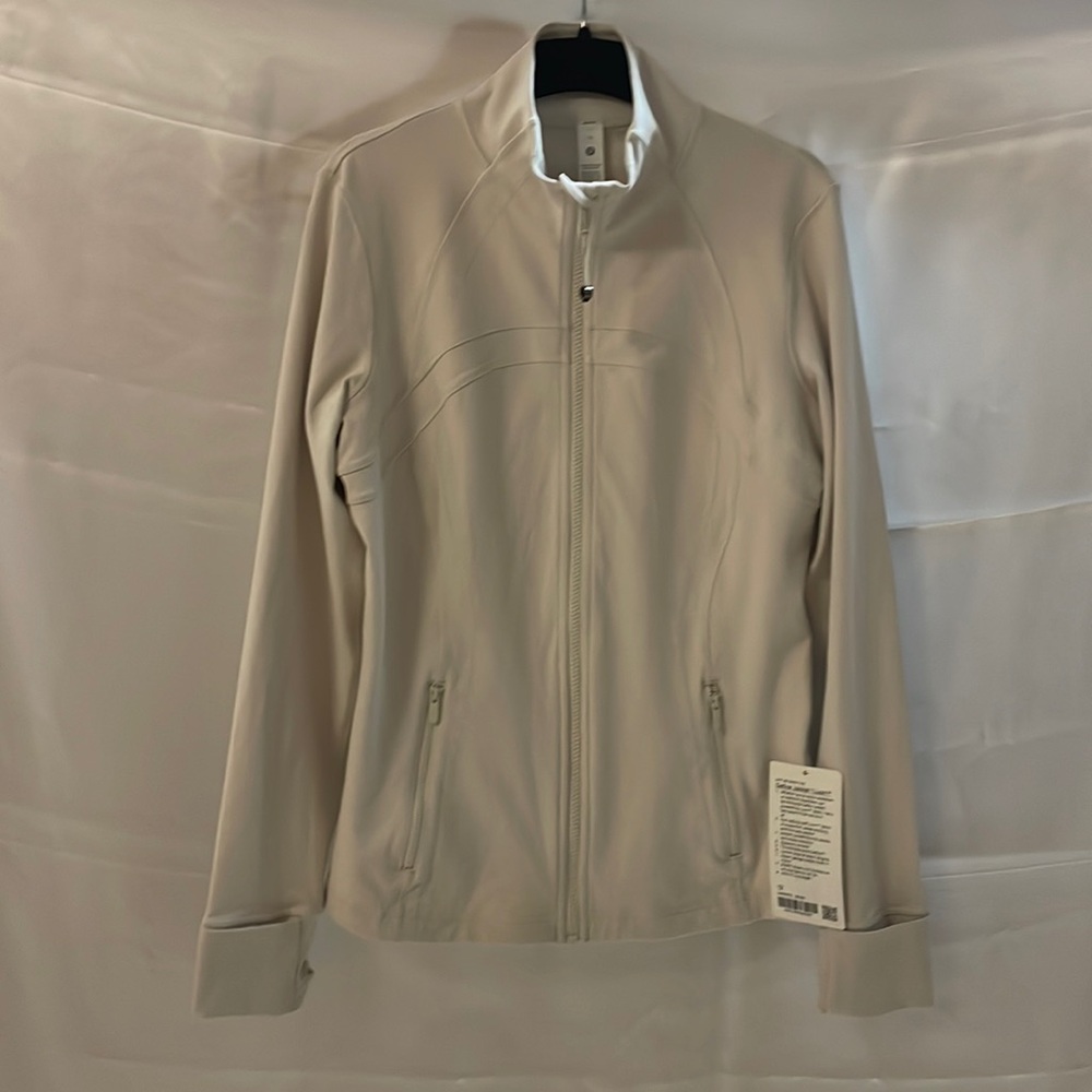 Lululemon define jacket “luon” size 12 color bone